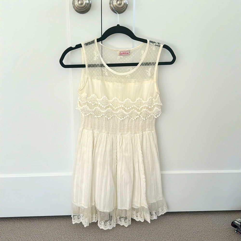 Dahlia ruffle dress in small